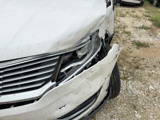 2016 Lincoln MKX Premiere - Primary Damage Left Image